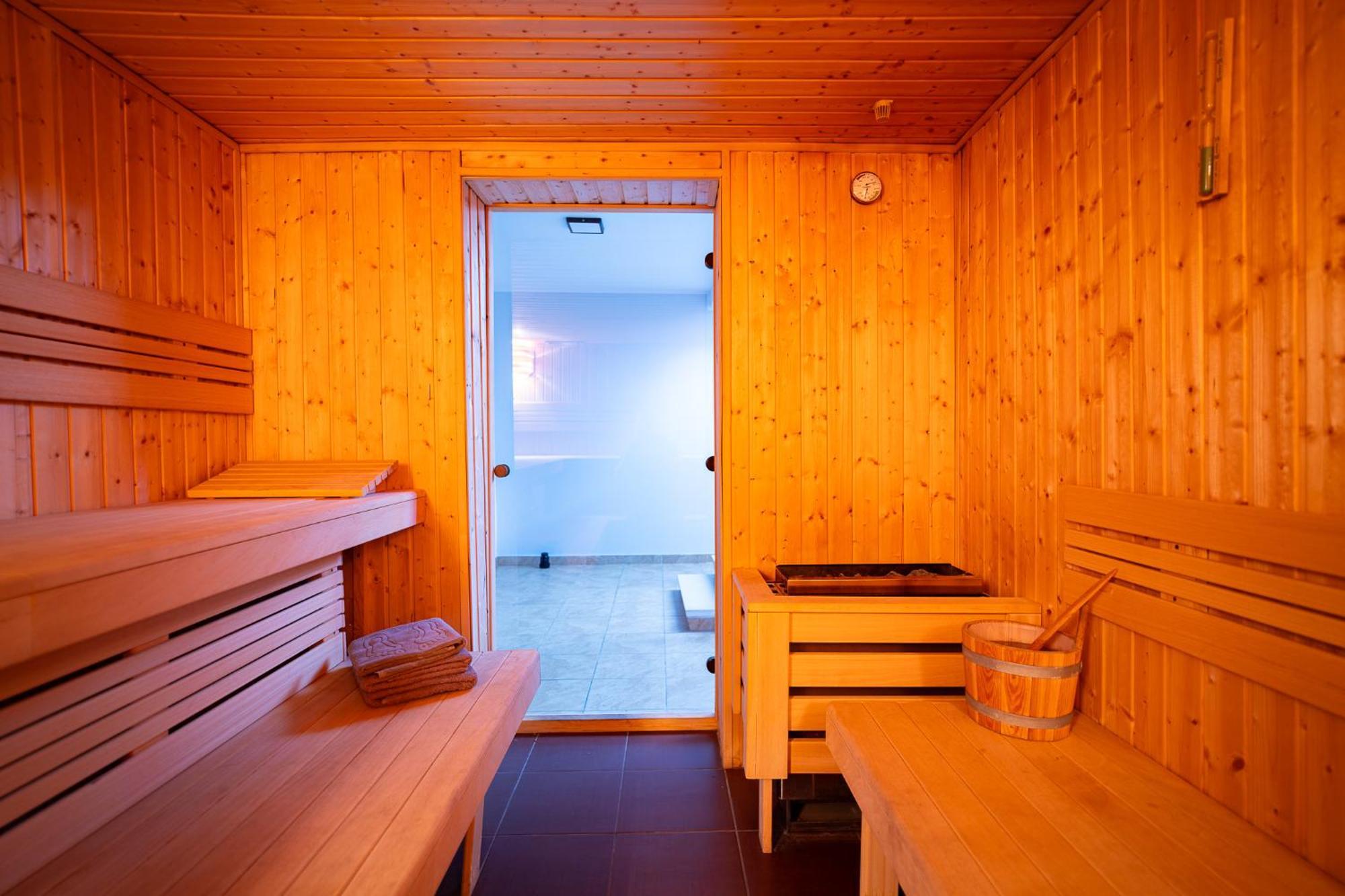 Villa Sinaloa-Spa ルダ・シロンスカ エクステリア 写真